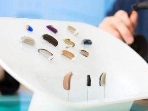 Hearing Aids That Look Like Earbuds : Ear Protection!
